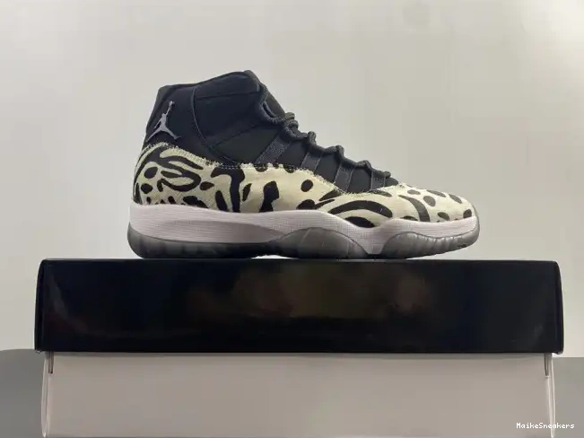 MaikeSneakers AR0715-010 AIR ANIMAL JORDAN INSTINCT 11 0323